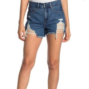 NWT Good American Cut-off Jean Shorts.